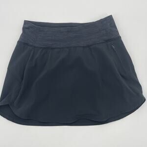 OUTDOOR VOICES Skort Women Size XS Mini Skirt Shorts Zipper Pocket 4 Inch Inseam